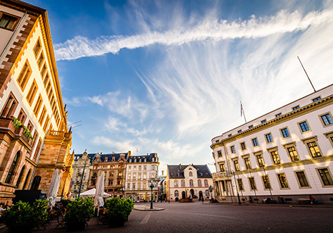 Stadtschloss Wiesbaden mit Schlossplatz