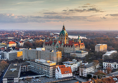 Luftbild von Hannover mit Neuem Rathaus
