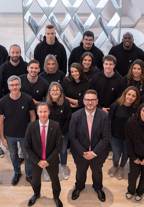 Gruppenbild Mitarbeiter Service-Zentrale